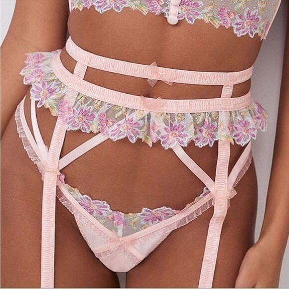 For Love & Lemons April Bloom Garter Belt Sz S NWT - Picture 1 of 9
